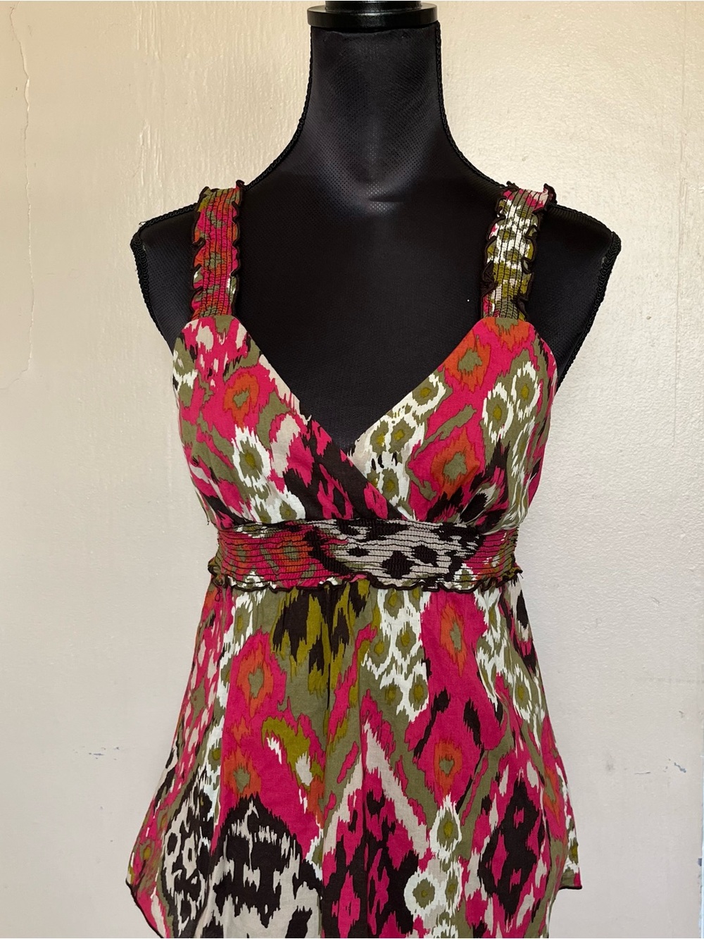 Earthy boho green and pink abstract print tank top